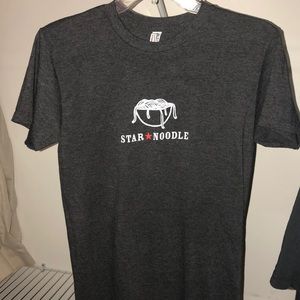 Star noodle Maui T-shirt small